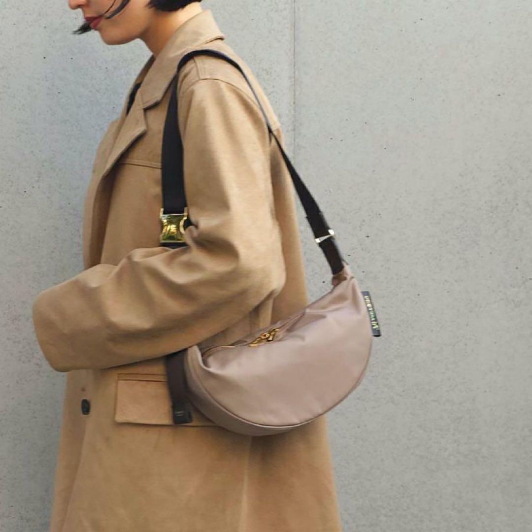VIOLAd’ORO/ヴィオラドーロ BIANCA BODYBAGボディバッグ