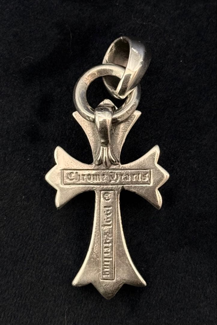 Chrome Hearts クロスペンダント ベイル
