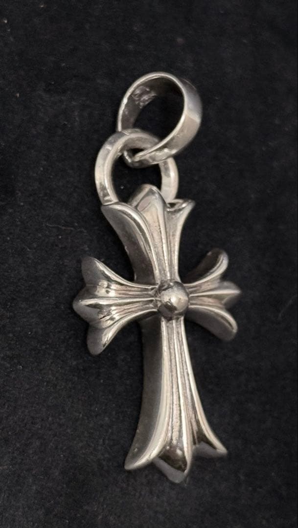 Chrome Hearts クロスペンダント ベイル