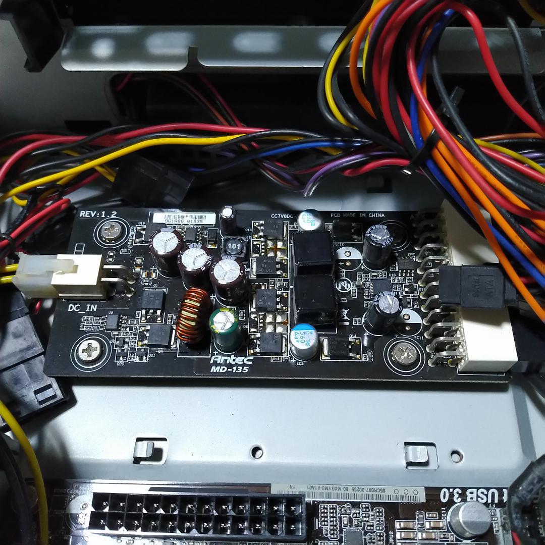 デスクトップPC コンパクト スリム Mini-ITX ストレージなし