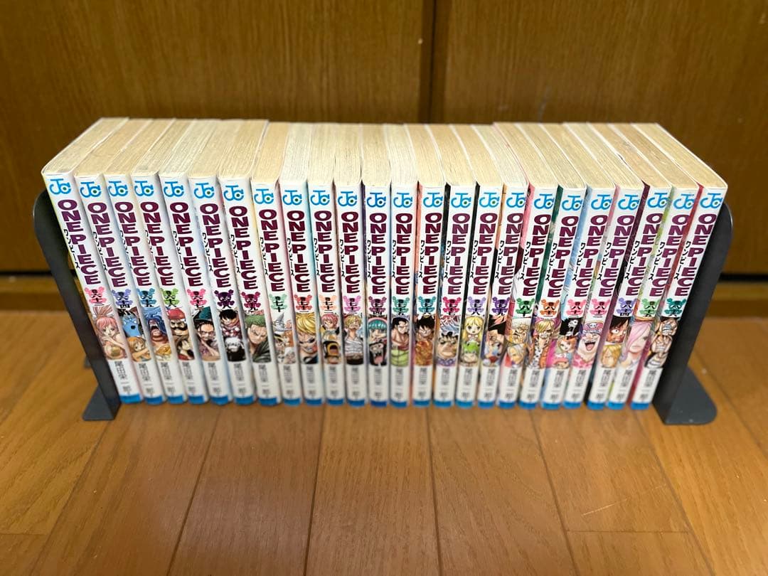 【送料無料】ワンピース　1巻〜95巻＋関連本　＊87〜92巻不足