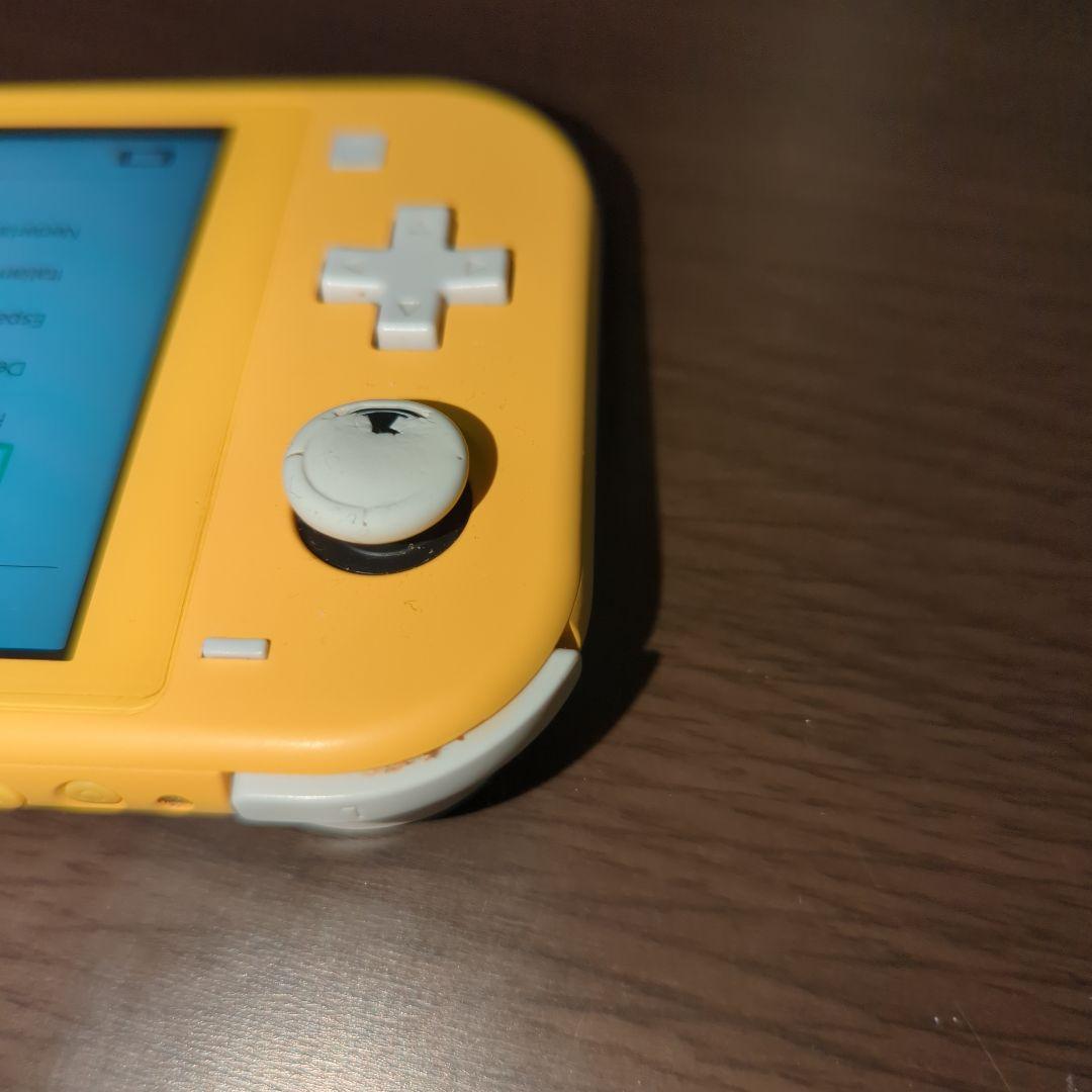 1*6様 ニンテンドースイッチライト　イエロー