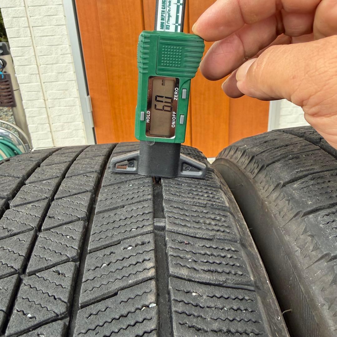 225/50R18 ブリヂストンVRX3スタッドレスタイヤ２本エスティマC-HR