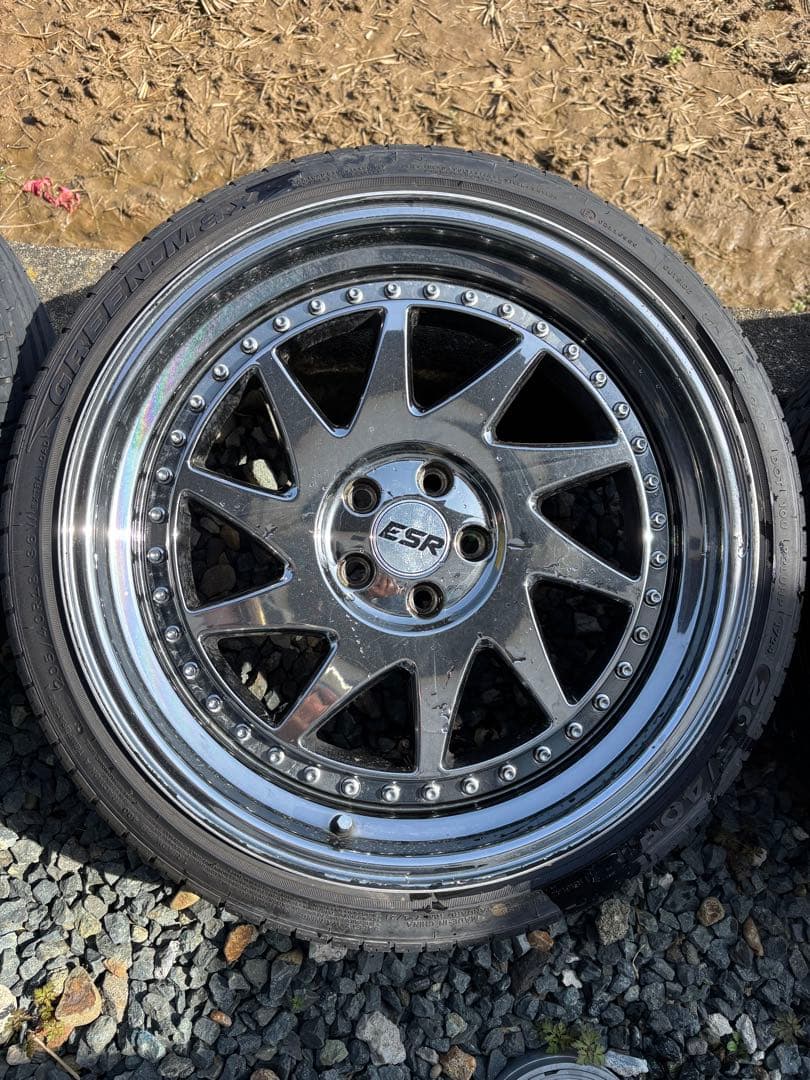 ESR ホイール　18インチ　8.5j+30 pcd100 5H