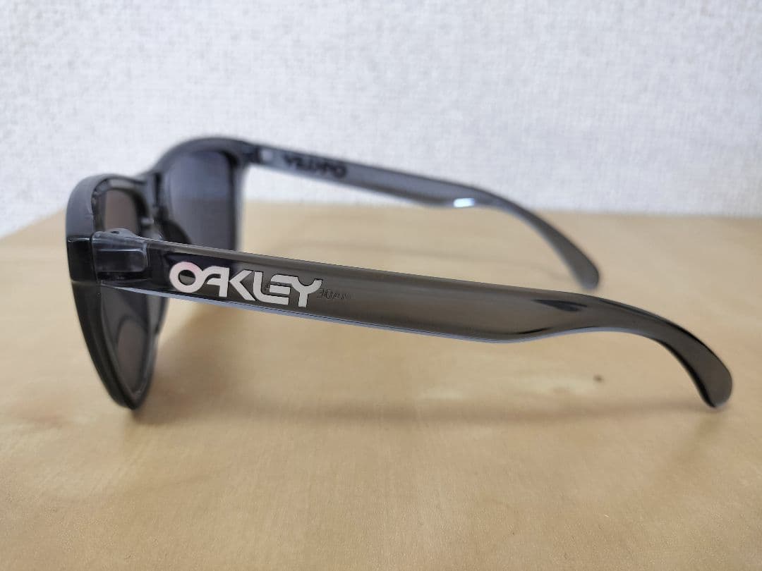 超美品 OAKLEY FROGSKINS