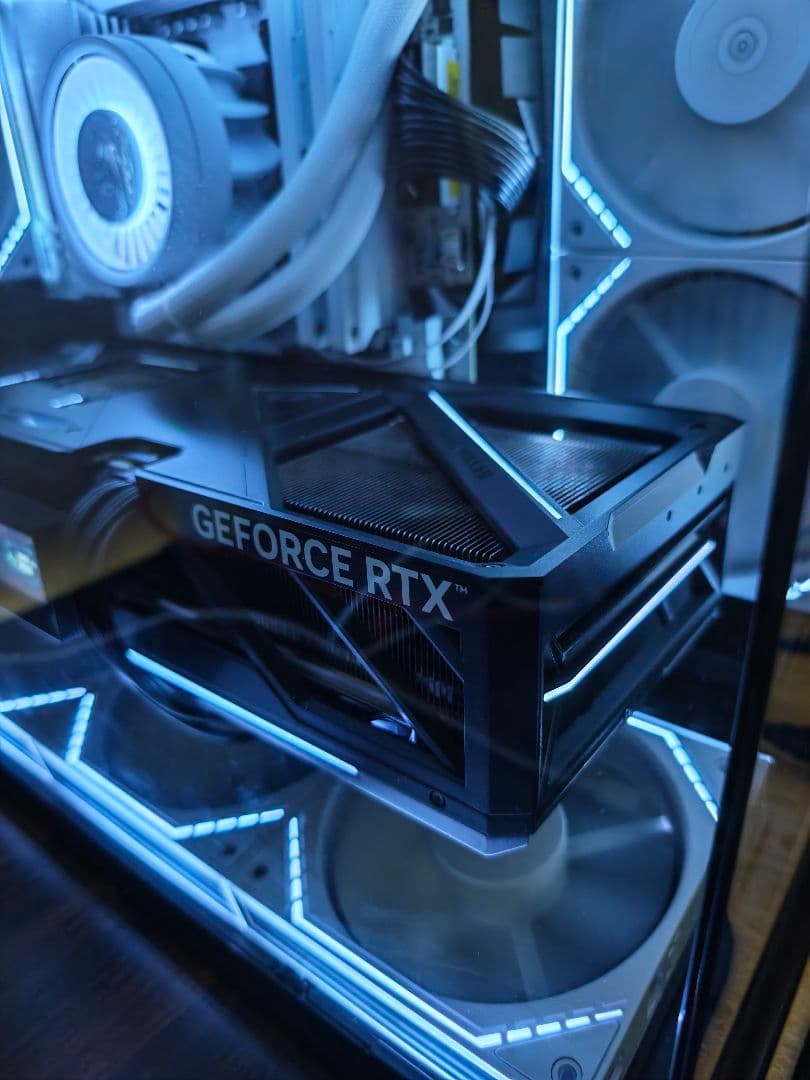 GeForce RTX 5090 GDDR7 ゲーム