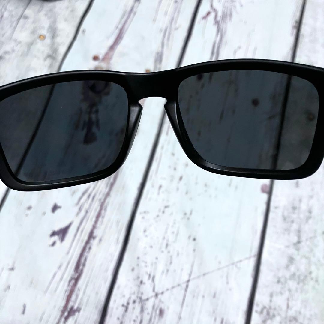 【ふん 】OAKLEY HOLBROOK 偏光サングラス マットブラック
