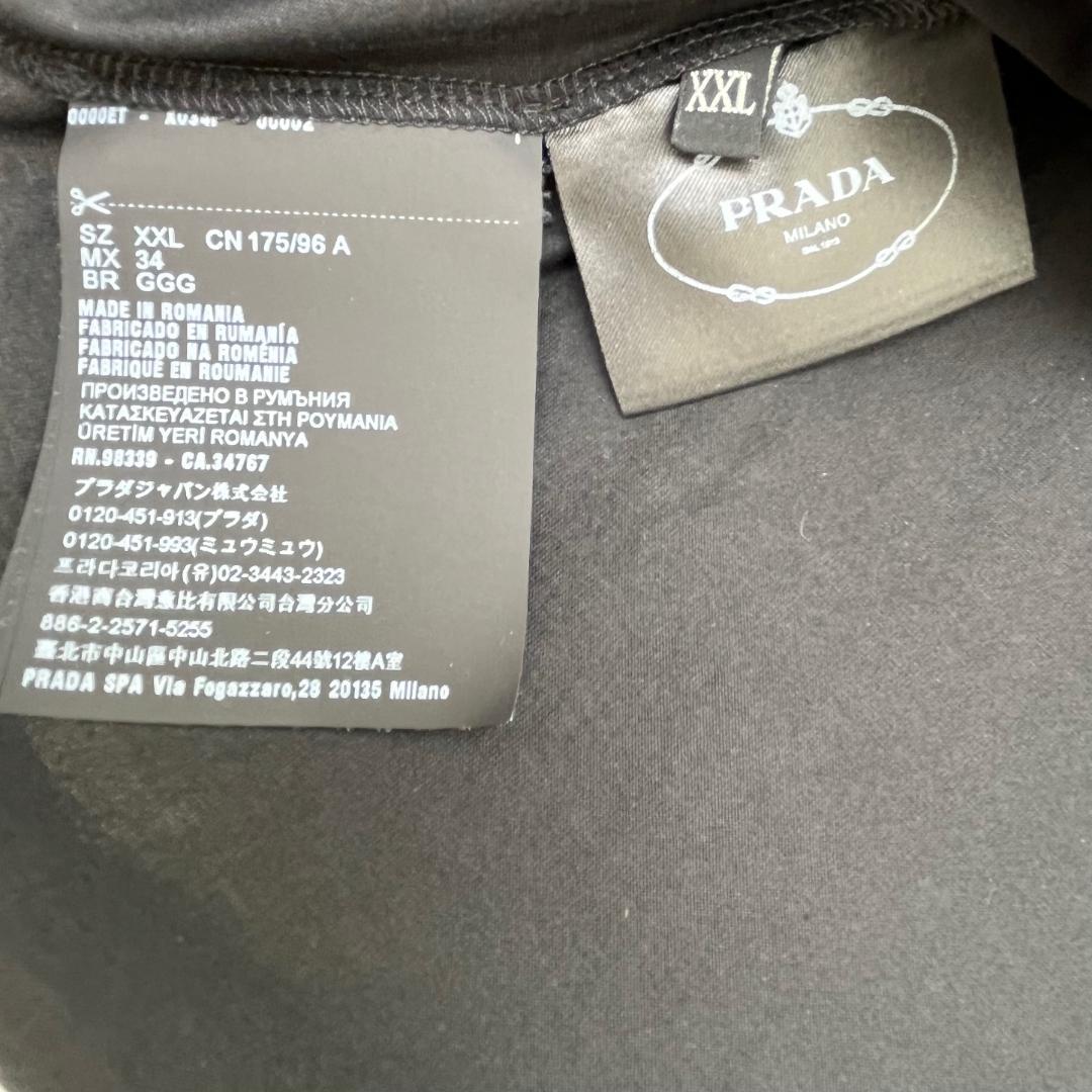 新品未使用品✨プラダ　PRADA 　Ｔシャツ　ブラック ロゴ ピスネーム