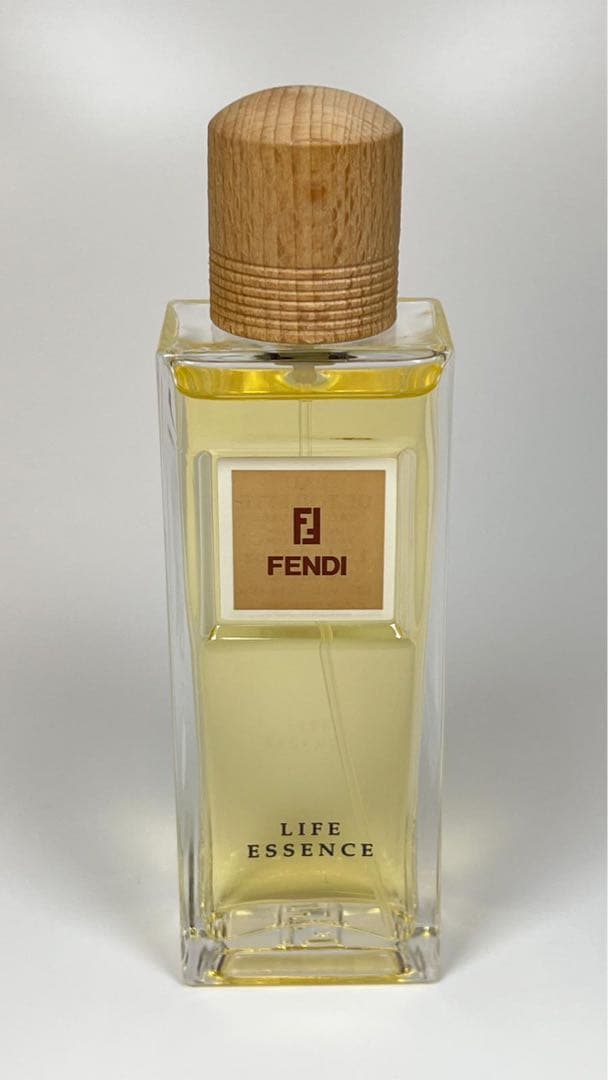 新品未使用　FENDI フェンディ　ライフエッセンス　オーデトワレ　50ml