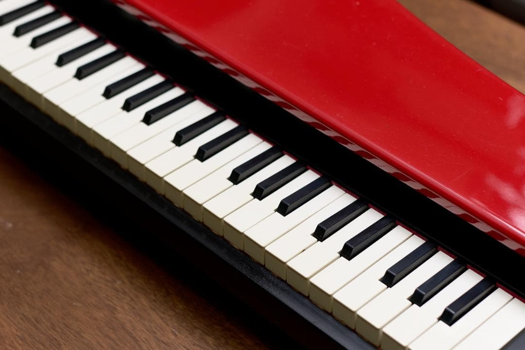 KORG microPIANO（レッド）商品内容更新