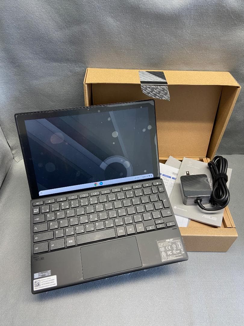 美品 ASUS Chromebook Detachable CM3000DVA
