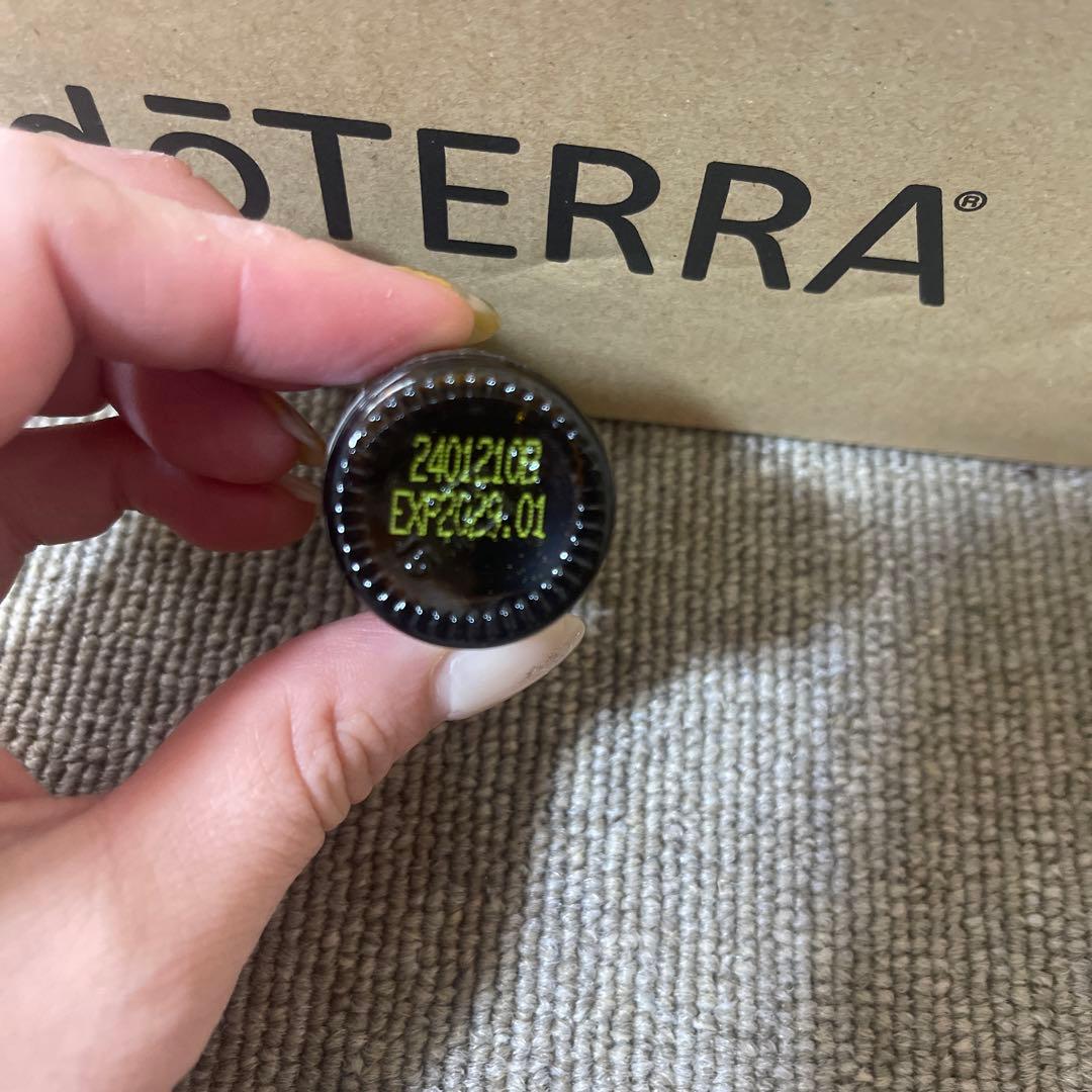 doTERRA ラベンダー　 エッセンシャルオイル 15ml 2本セット