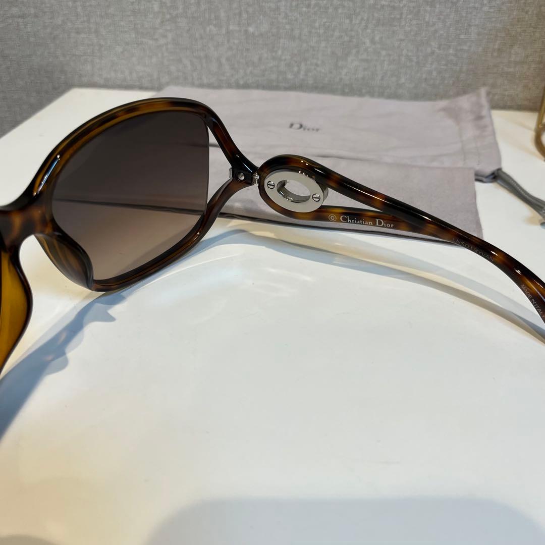 Christian Dior クリスチャンディオール サングラス VOLUTE2