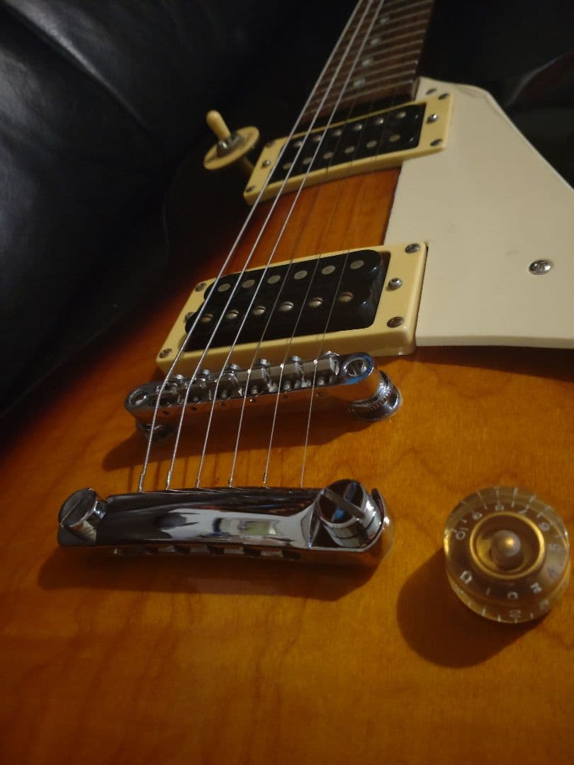 ギター Epiphone les paul 100
