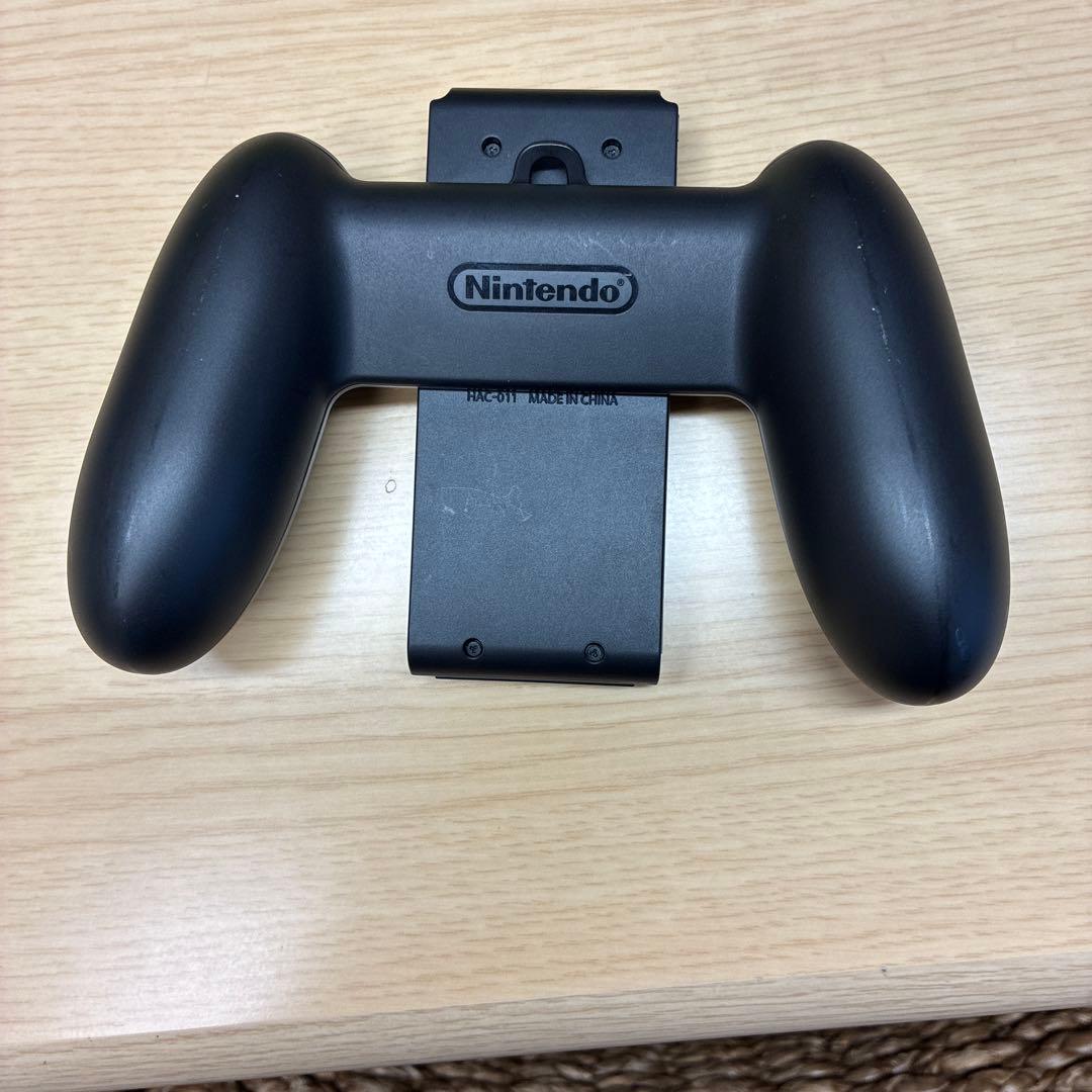 Nintendo Switch 本体　赤/青