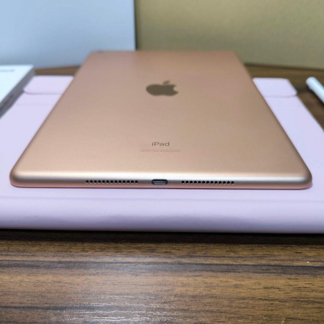 iPad 第7世代 Wi-Fi 128GB ケースとキーボード、タッチペン