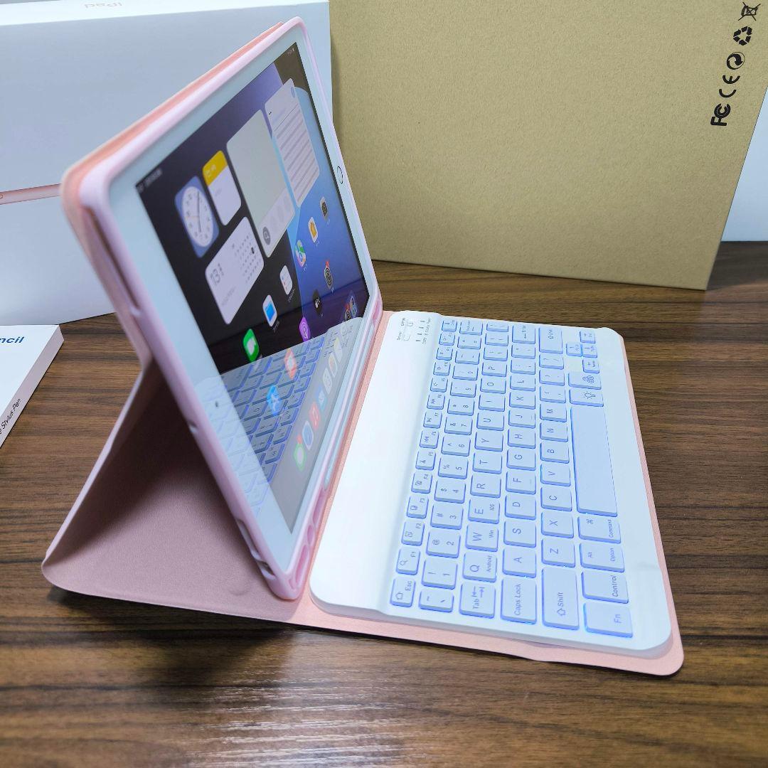 iPad 第7世代 Wi-Fi 128GB ケースとキーボード、タッチペン