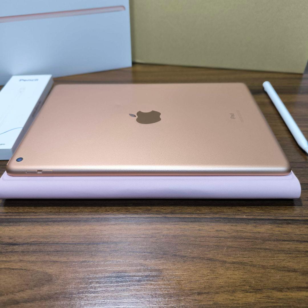 iPad 第7世代 Wi-Fi 128GB ケースとキーボード、タッチペン