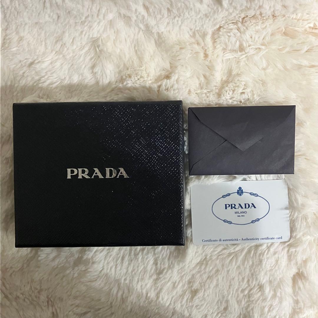 PRADA プラダ 三つ折り 財布 サフィアーノ レザー 赤 レッド