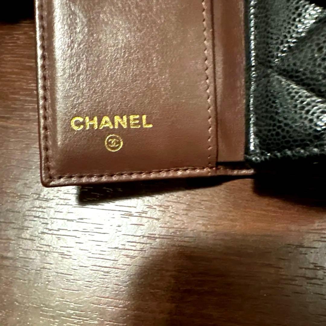確実正規品❗️CHANEL シャネル　キャビアスキン　コンパクト　三つ折り財布　黒