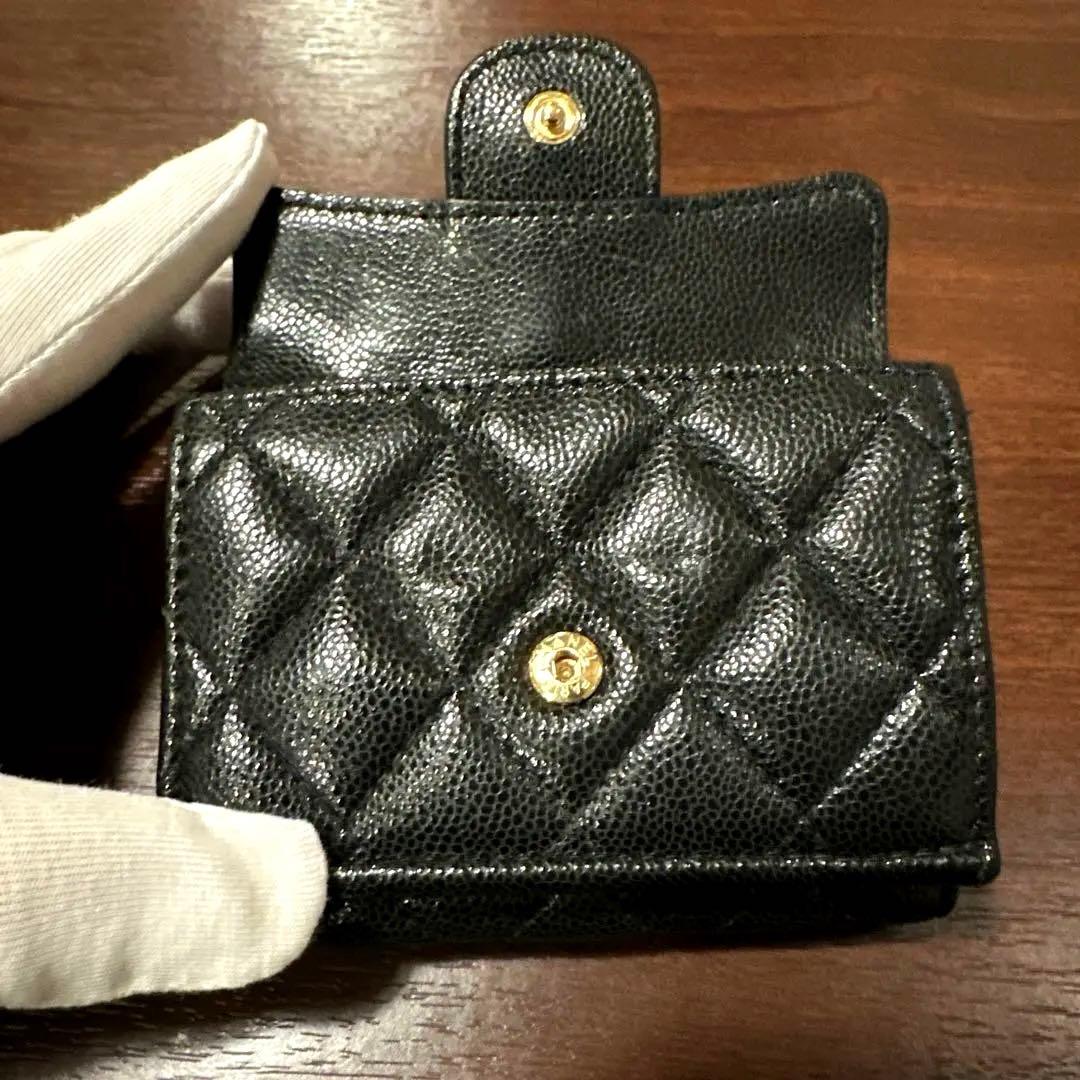 確実正規品❗️CHANEL シャネル　キャビアスキン　コンパクト　三つ折り財布　黒
