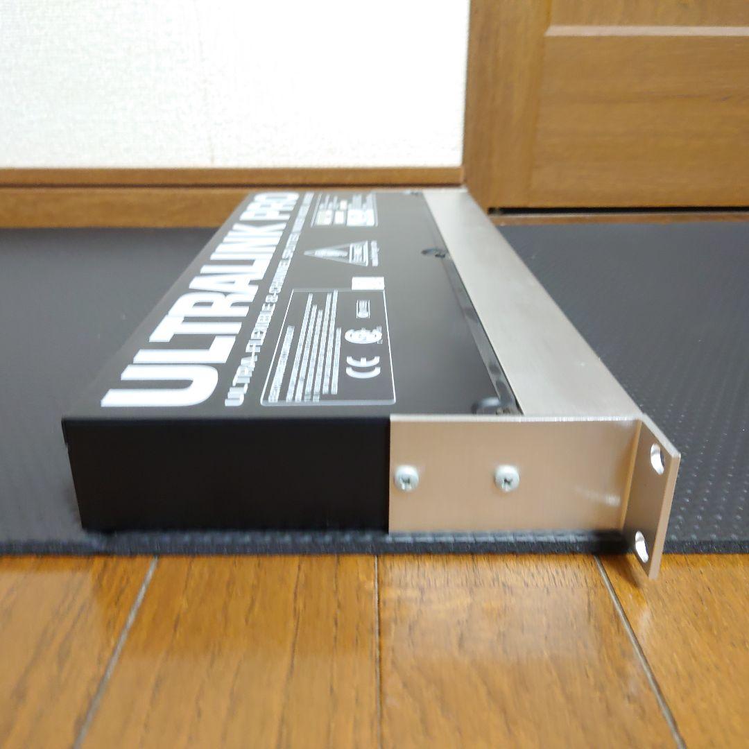 BEHRINGER ULTRALINK PRO MX882スプリッターミキサー②