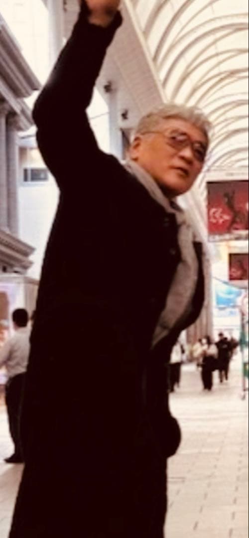 ちゃっきー　吉川晃司サングラス