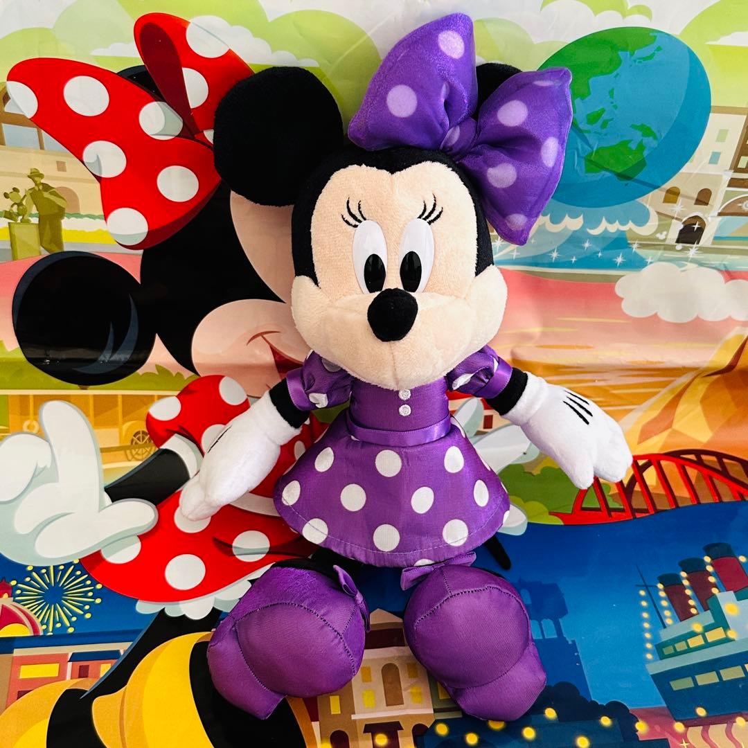 ディズニーリゾート　ミニー　ぬいぐるみチャーム