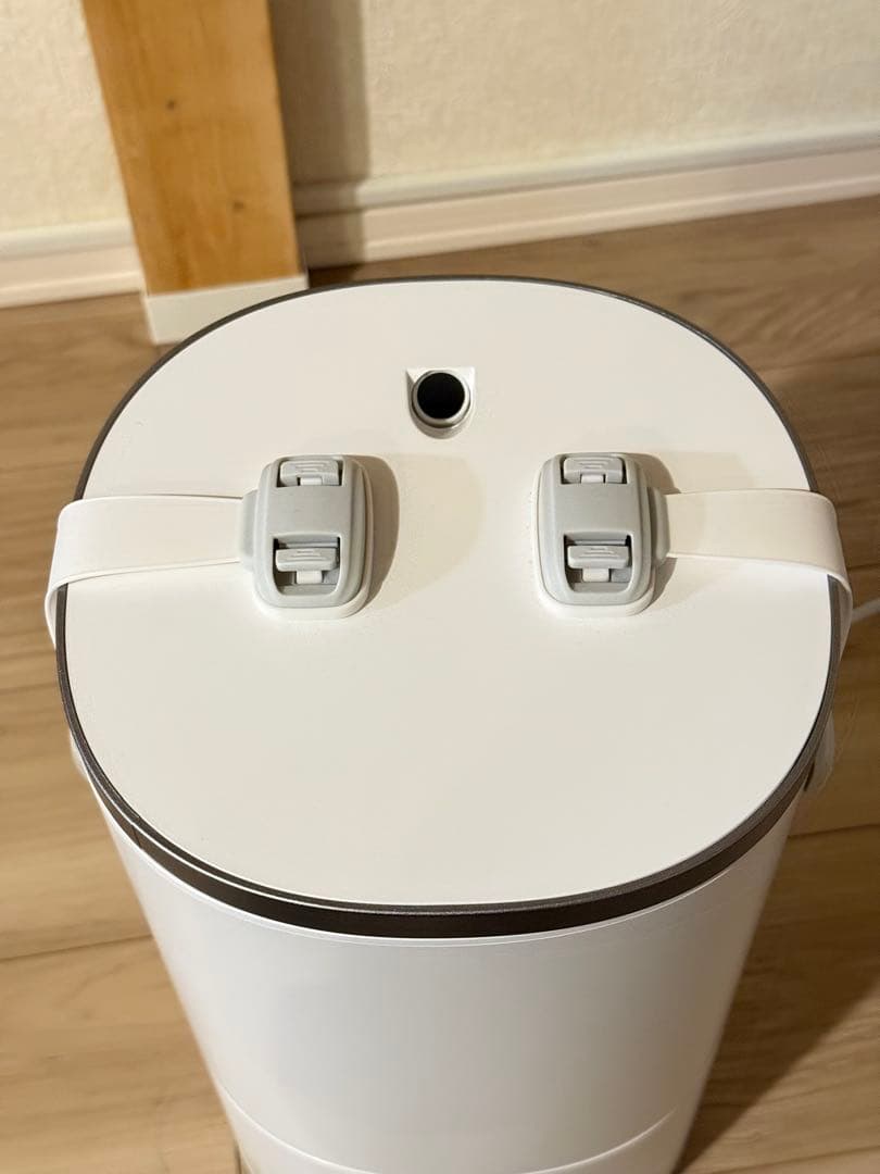 アイリスオーヤマ 加湿器 AHM-HU55A-W ホワイト