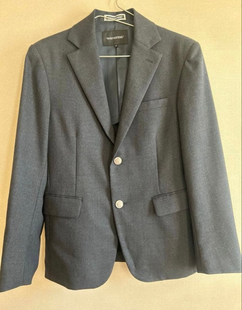 ダークグレー ブレザー上　チェックパンツ下　男子　学生服