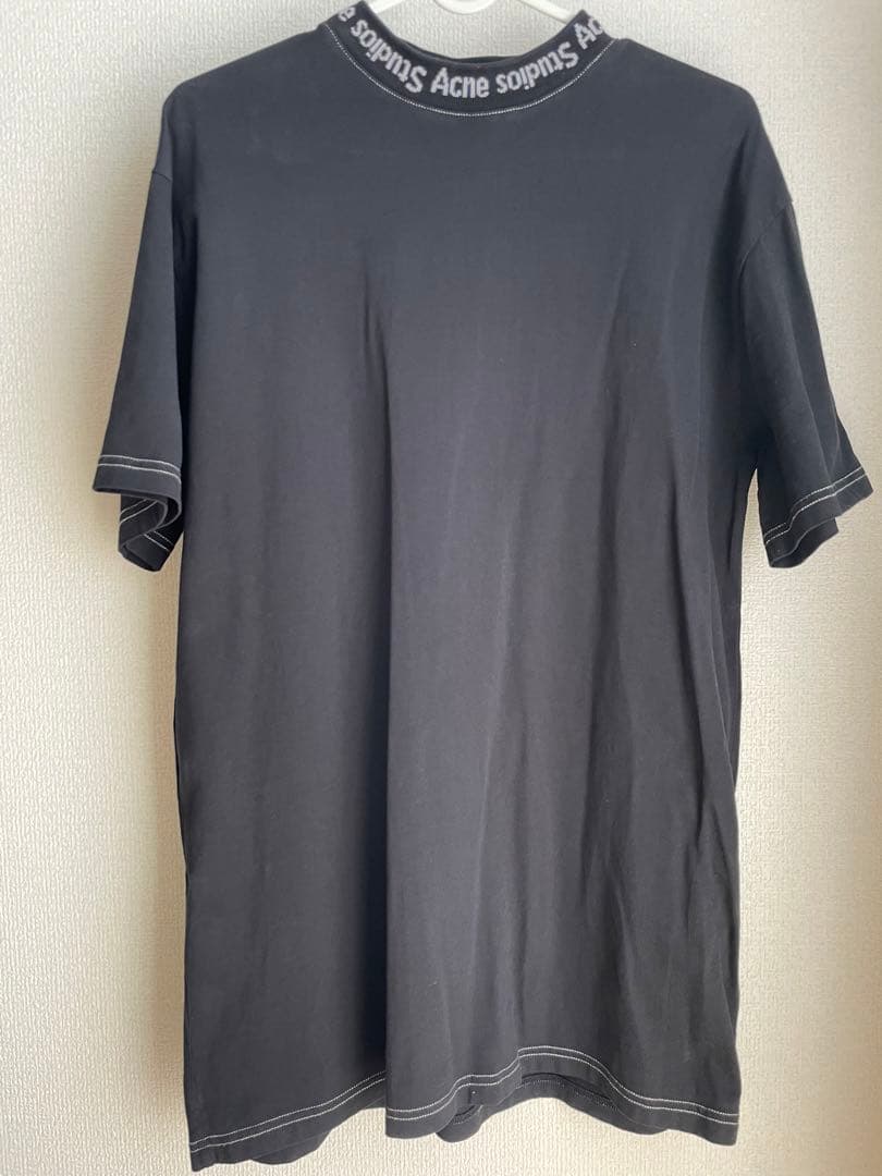 専用アクネストゥディオズ黒Tシャツ