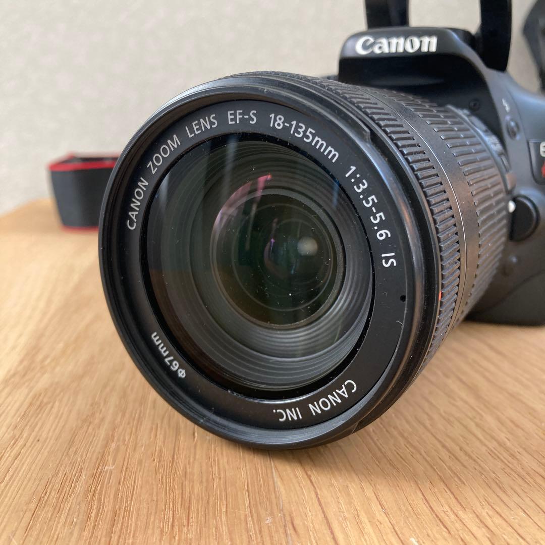 Canon EOS Kiss X4 デジタル一眼レフ 18-135mm