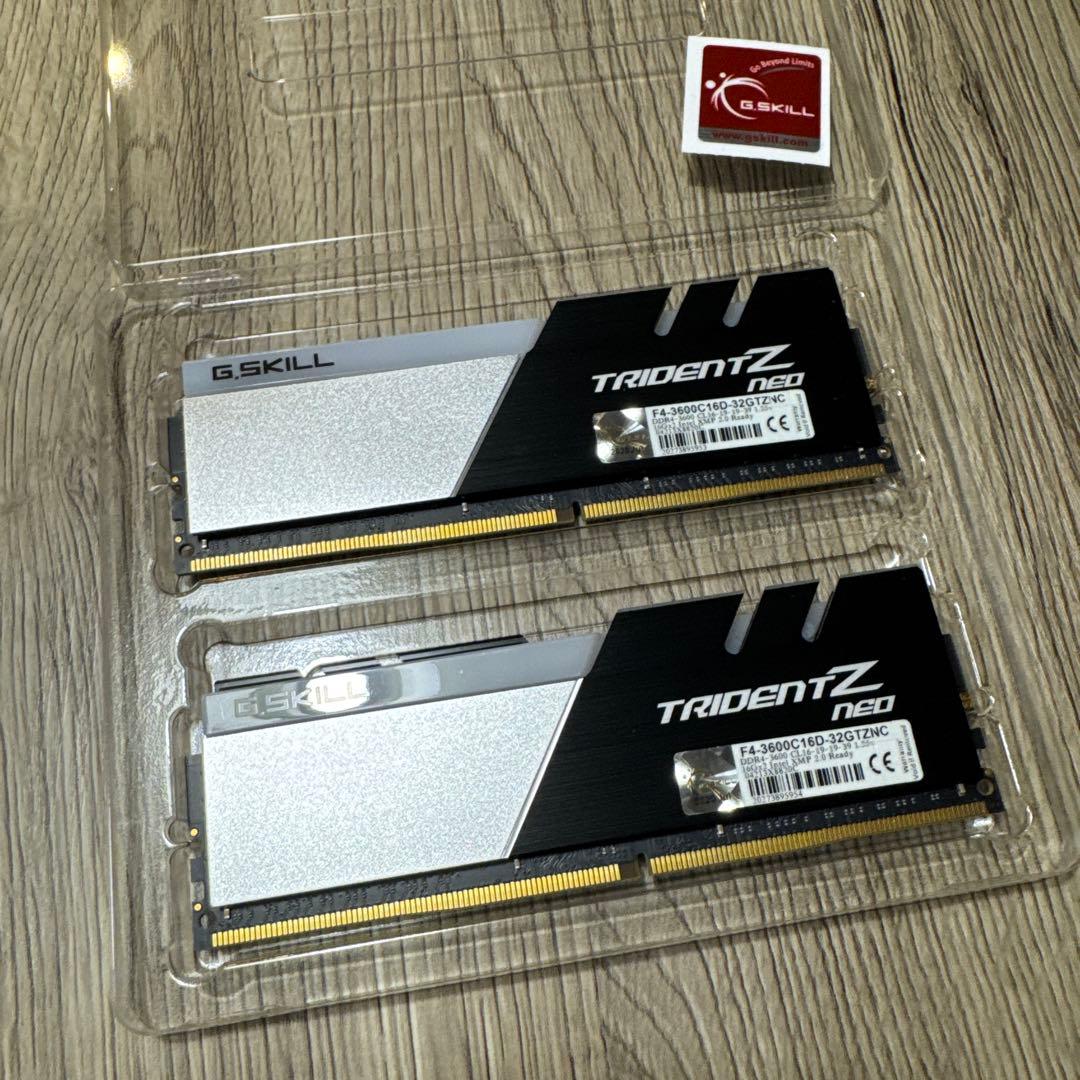 DDR4-3600 PC用メモリ 32GB(16GB 2枚) 美品