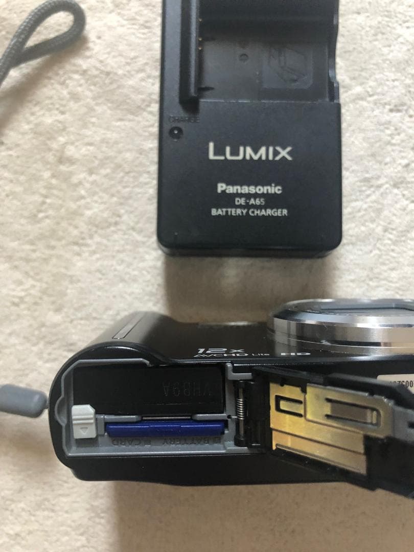 デジタルカメラ Panasonic LUMIX DMC-T27