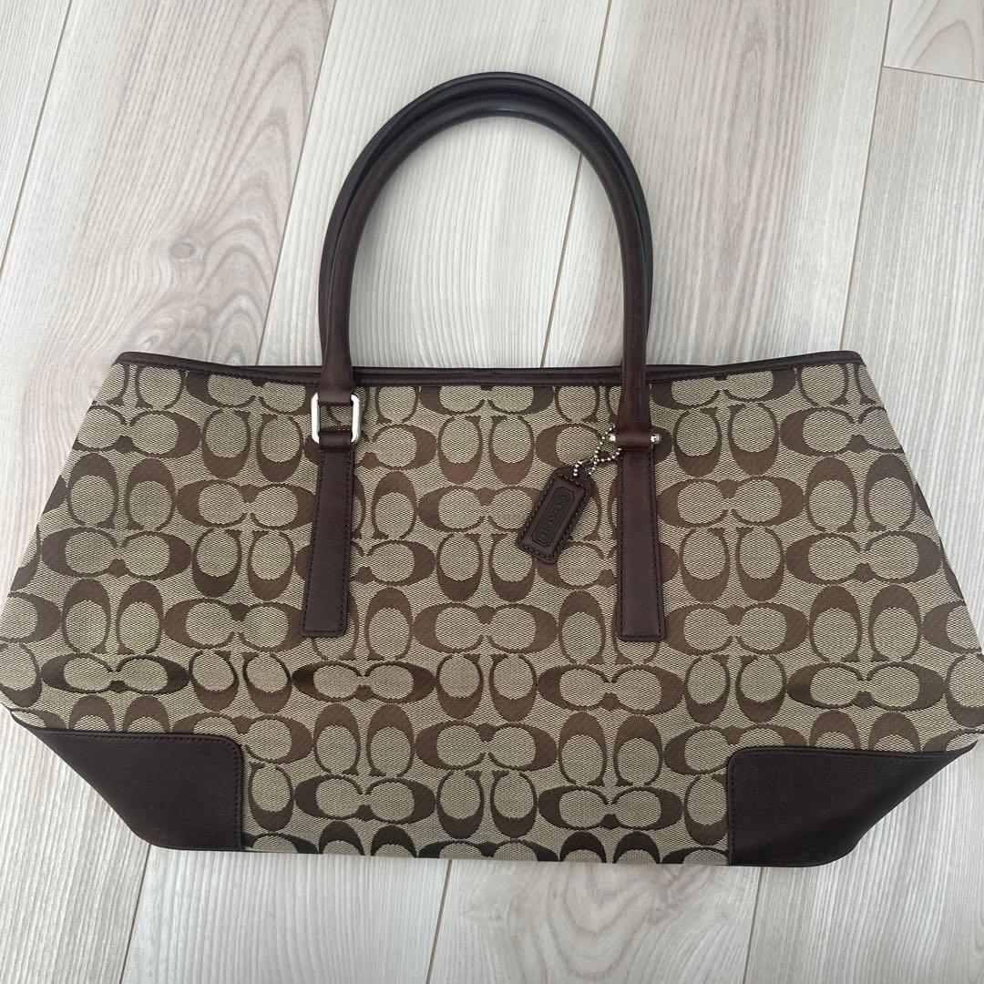 COACH ハンドバッグ （COACHの袋付き）