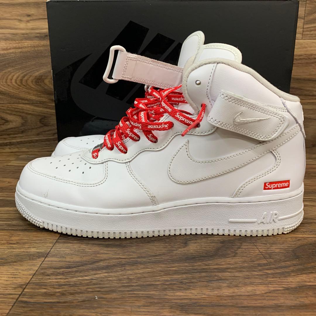 中古 Supreme × Nike Air Force 1 Mid