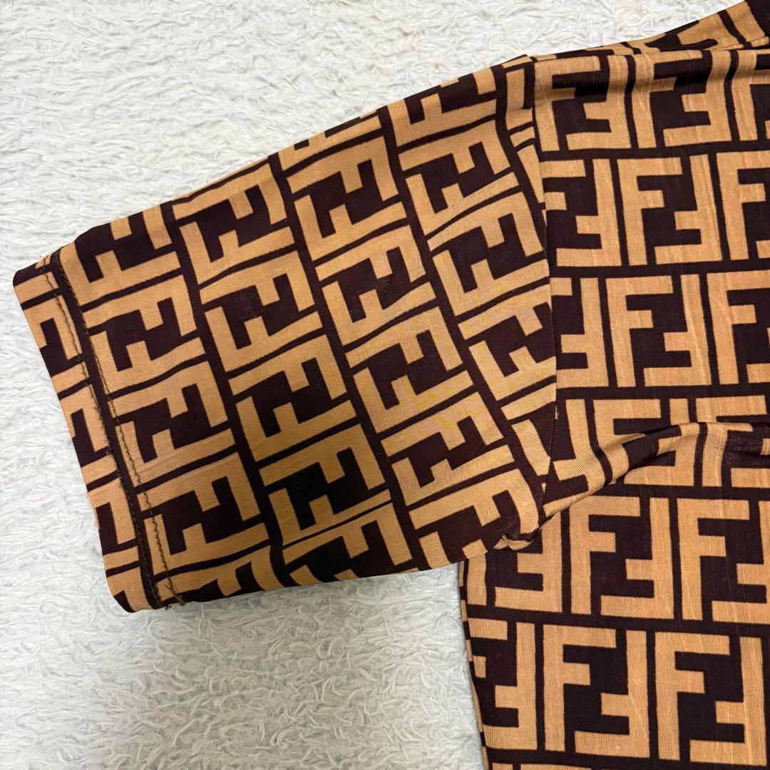 【美品】Fendi ロゴプリント ズッカ柄 半袖Tシャツ サイズS