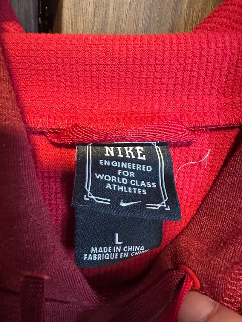NIKE SBレーションプルオーバー ナイキ スノーボードウェア