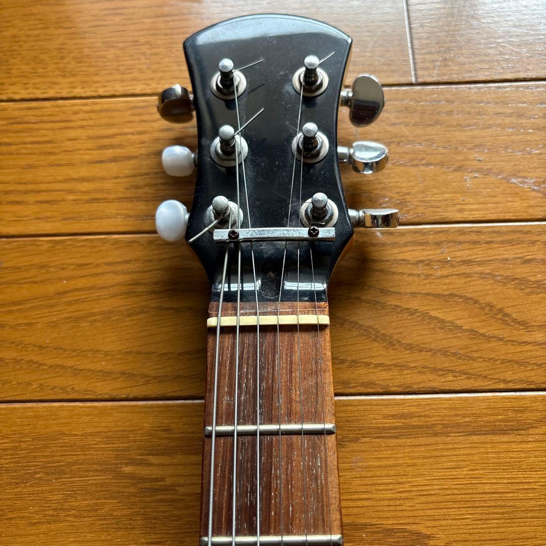 アンプ内蔵ギター　PGG-200タイプ　ロゴ無し