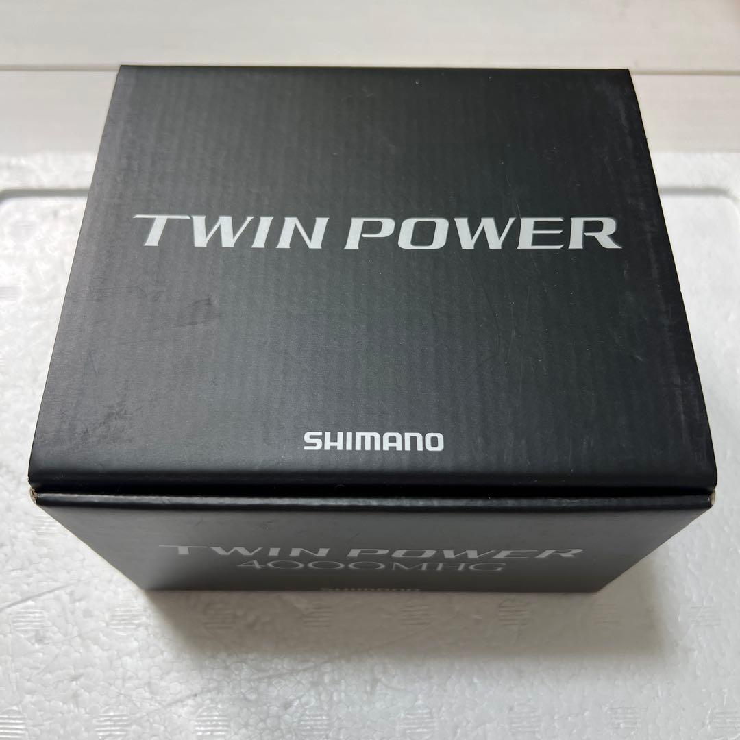SHIMANO 20TWIN POWER 4000MHG スピニングリール