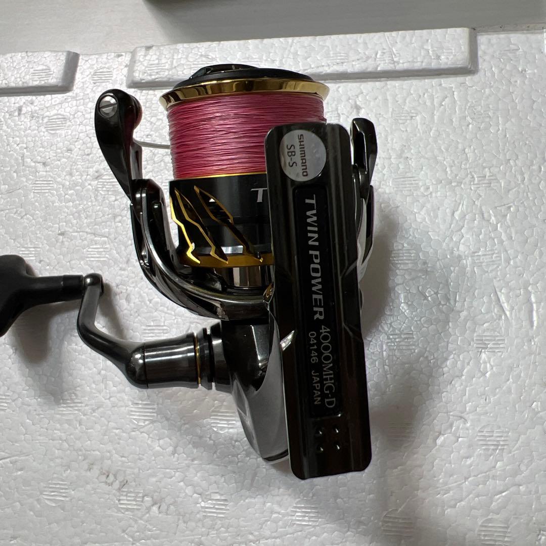 SHIMANO 20TWIN POWER 4000MHG スピニングリール