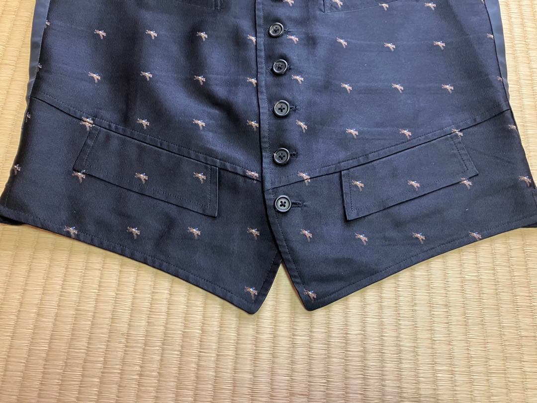 超美品　高級シルク100%ベスト　オンワード樫山製　襟付　乗馬が