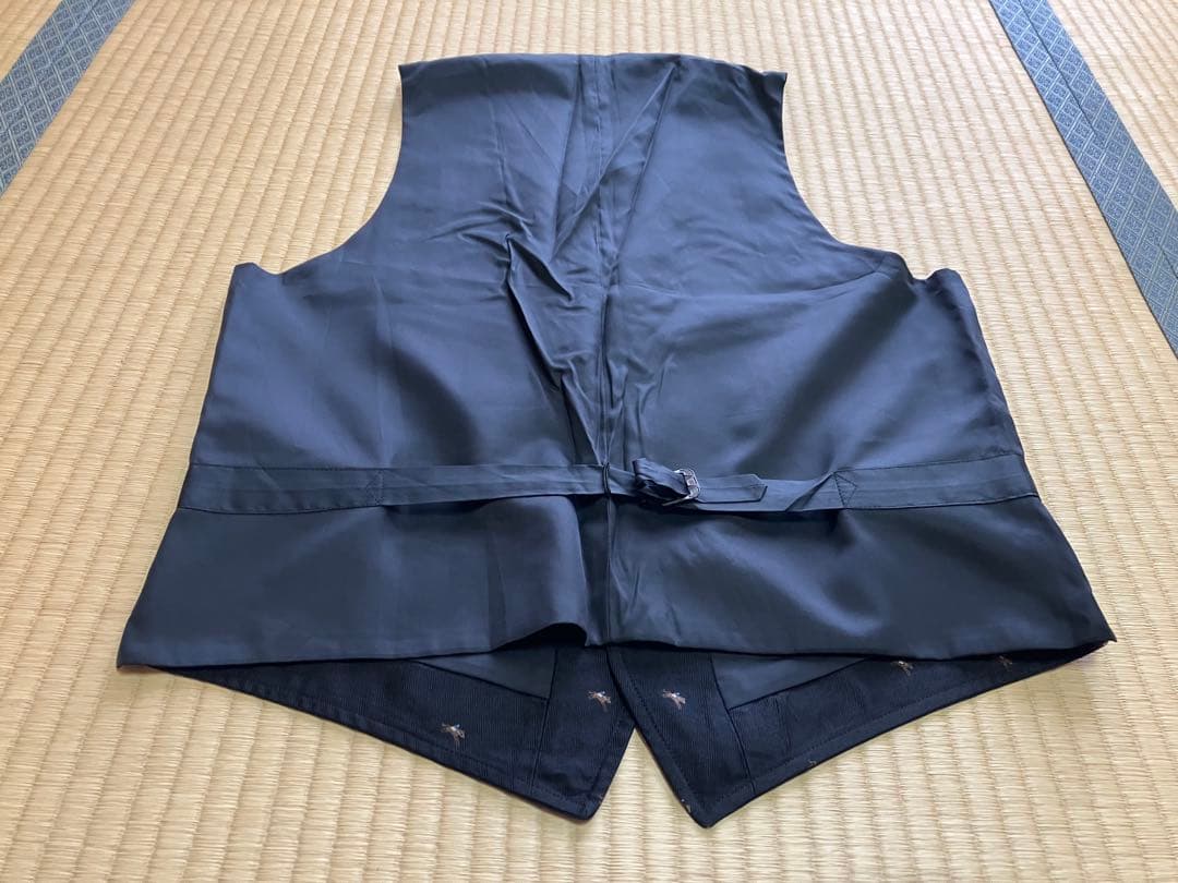 超美品　高級シルク100%ベスト　オンワード樫山製　襟付　乗馬が