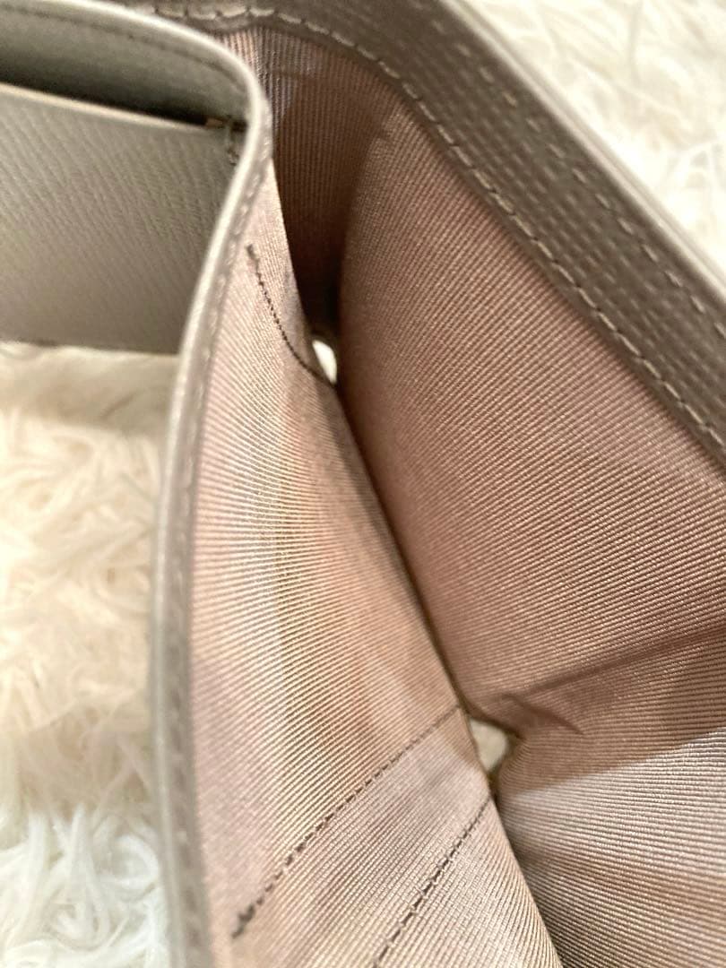 【美品】agnes b. レザー　三つ折り財布　HW11－08 ウォレット