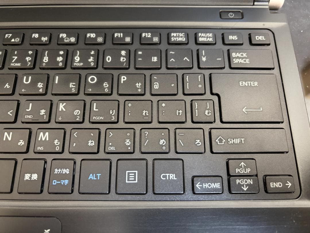 ノートパソコン　dynabook　PR73BBAA34CAD91