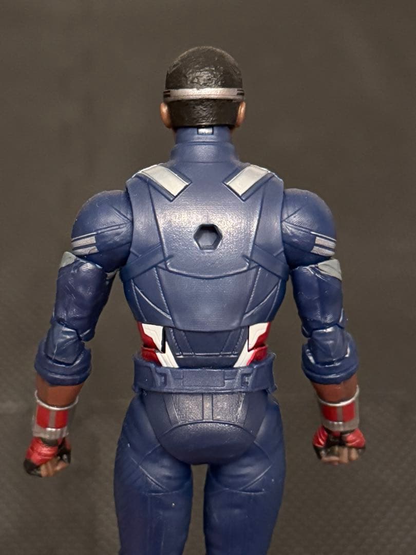 キャプテン・アメリカ　ブレイブ・ニュー・ワールド　フィギュア　ハズブロ