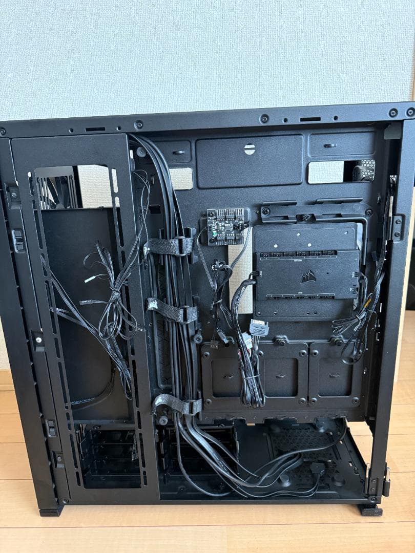CORSAIR iCUE 7000X RGB（川端）