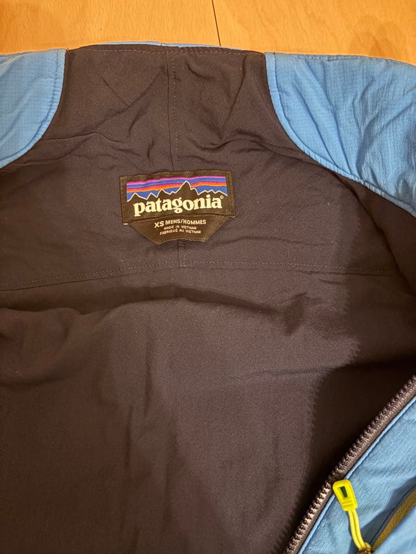patagonia 青 ノースリーブベスト