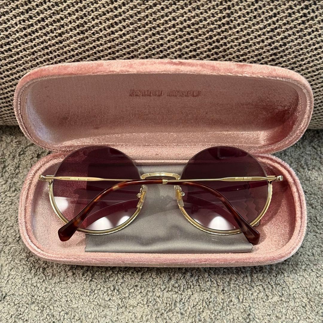 [miumiu]パープル ラウンド型 サングラス ケース付き