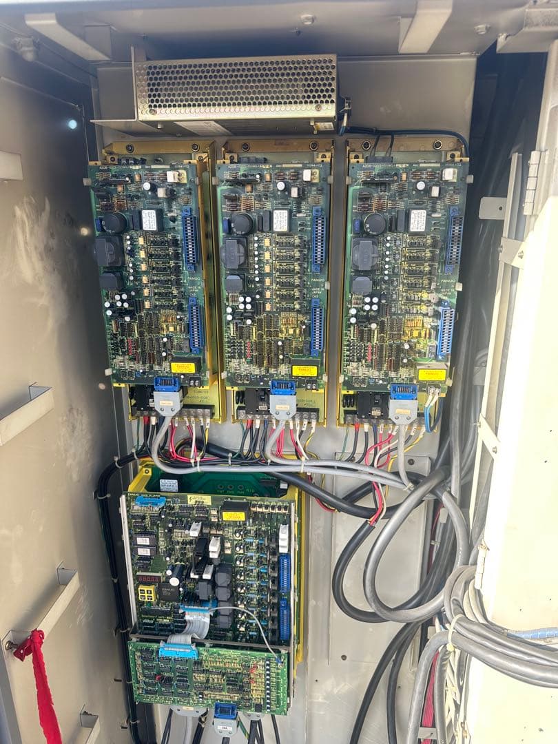 FANUC サーボアンプ A06B-6058-H006